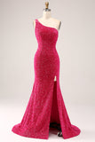 Vestido de fiesta de lentejuelas fucsias fucsia brillante de un hombro con abertura