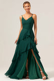 Vestido largo de dama de honor de gasa con volantes y tirantes de espagueti de línea A verde oscuro