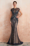 Vestido de fiesta negro con cuentas de sirena