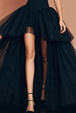 Vestido de fiesta negro con tirantes de espagueti de línea A con volantes altos-bajos