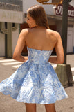 Vestido de fiesta corto azul corte en A con corsé y escote corazón