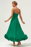 Elegante vestido de dama de honor largo de gasa con tirantes de espagueti verde de una línea
