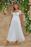 Vestido largo de dama de honor premamá blanco de línea A Line con mangas cortas