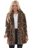 Abrigo de piel de mujer amarillo con estampado de leopardo