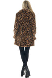 Abrigo de piel de mujer amarillo con estampado de leopardo