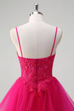 Apliques de color rosa intenso Corsé Tirantes de espagueti Una línea Vestido de fiesta con volantes en espiral