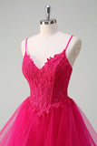 Apliques de color rosa intenso Corsé Tirantes de espagueti Una línea Vestido de fiesta con volantes en espiral