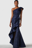 Vestido formal de sirena con volantes de un hombro azul marino