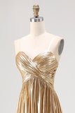 Vestido de fiesta largo plisado de satén con corte A dorado y sin tirantes