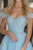 Vestido de fiesta de tul princesa con hombros descubiertos azul cielo con apliques de encaje
