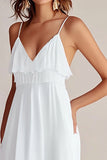 Vestido de graduación blanco con volantes de tirantes finos