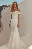 Vestido de graduación con vaina blanca con hombros descubiertos hasta el suelo