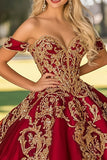 Vestido de XV de Satén Dorado Rojo Brillante con Apliques