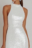 Mini vestido de graduación sin mangas halter ajustado blanco