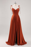 Vestido de dama de honor con tirantes finos plisados A Line Rust con abertura