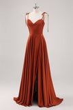 Vestido de dama de honor con tirantes finos plisados A Line Rust con abertura