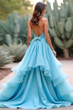 Vestido de fiesta largo halter azul de una línea con volantes