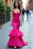 Vestido de fiesta largo de sirena fucsia con tul