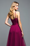 Vestido de invitada de boda largo de tirantes de espagueti morado oscuro con volantes