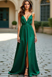 Vestido de fiesta de tirantes finos verde oscuro de una línea con abertura