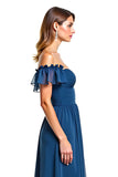 Tul azul tinta con hombros descubiertos Vestido largo de invitada de boda fruncido de línea A