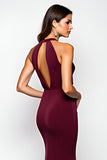 Vestido formal halter burdeos