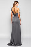 Vestido de dama de honor de satén largo gris acero de un solo hombro