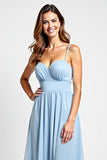 Vestido de dama de honor de gasa azul cielo Una línea