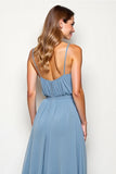 Vestido largo de dama de honor de gasa azul empolvado con tirantes de espagueti de línea
