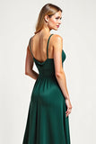 Vestido largo de dama de honor con tirantes de espagueti de raso pino