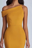 Vestido formal de tubo de un solo hombro amarillo crepé