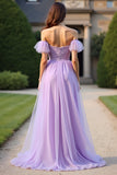 Organza de encaje lila Un vestido formal con hombros descubiertos