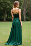 Vestido formal largo de gasa con tirantes finos de línea A verde oscuro