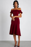 Burdeos Una línea con hombros descubiertos Vestido formal hasta la rodilla