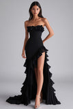 Vestido formal palabra de honor sin tirantes negro con volantes y abertura