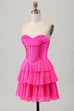 Corsé sin tirantes fucsia Tiered A Line Vestido corto de regreso a casa