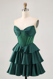 Vestido de fiesta corto con corsé verde sin tirantes y cuentas