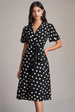 Negro Blanco Vestido de lunares con escote en V y cuello en V con fajín