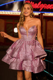 Vestido de fiesta corto sin tirantes con purpurina y morado claro con lazo