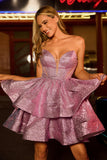 Vestido de fiesta corto sin tirantes con purpurina y morado claro con lazo