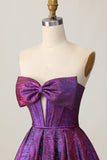 Corsé Metálico Morado Oscuro Strapless A Line Homecoming Dress