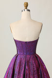 Corsé Metálico Morado Oscuro Strapless A Line Homecoming Dress