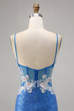 Vestido de regreso a casa de lentejuelas ajustado azul floral brillante