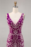 Vestido de regreso a casa ajustado con cuentas fucsia brillante
