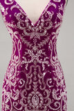 Vestido de regreso a casa ajustado con cuentas fucsia brillante