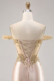 Corsé con hombros descubiertos Bodycon Champagne Homecoming Dress con lentejuelas