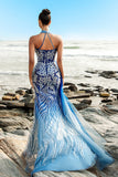 Vestido de noche halter de lentejuelas sirena azul con abertura