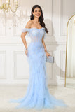 Vestido de noche largo con corsé sirena claro con hombros descubiertos