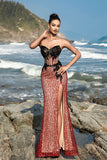 Vestido de noche sirena palabra de honor burdeos con abertura