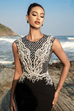 Vestido de noche sirena negro con capa desmontable